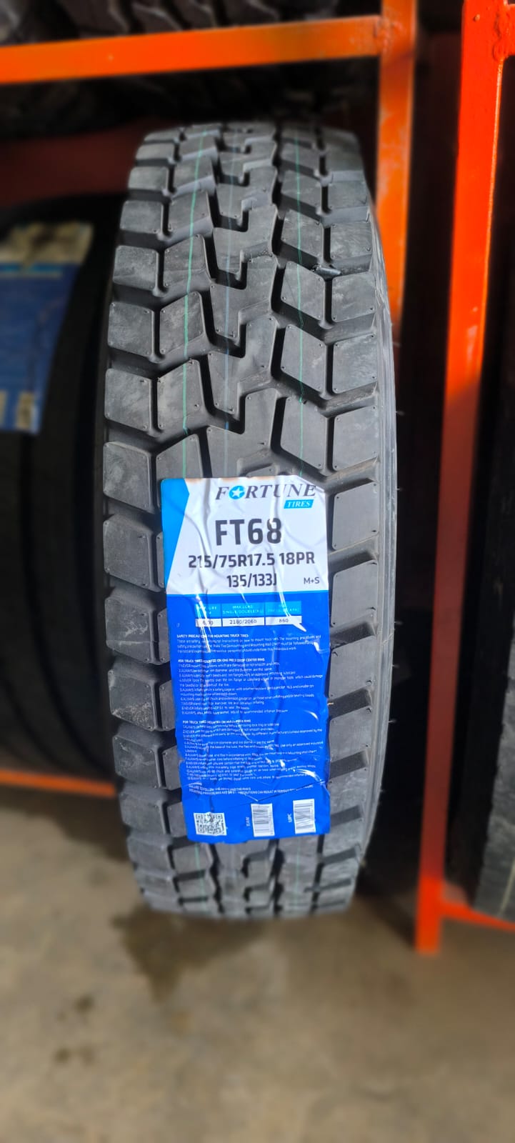 LLANTA FORTUNE "FT68" POSTERIOR-FLECHA 215/75 R17.5 18PR 135/133J TL