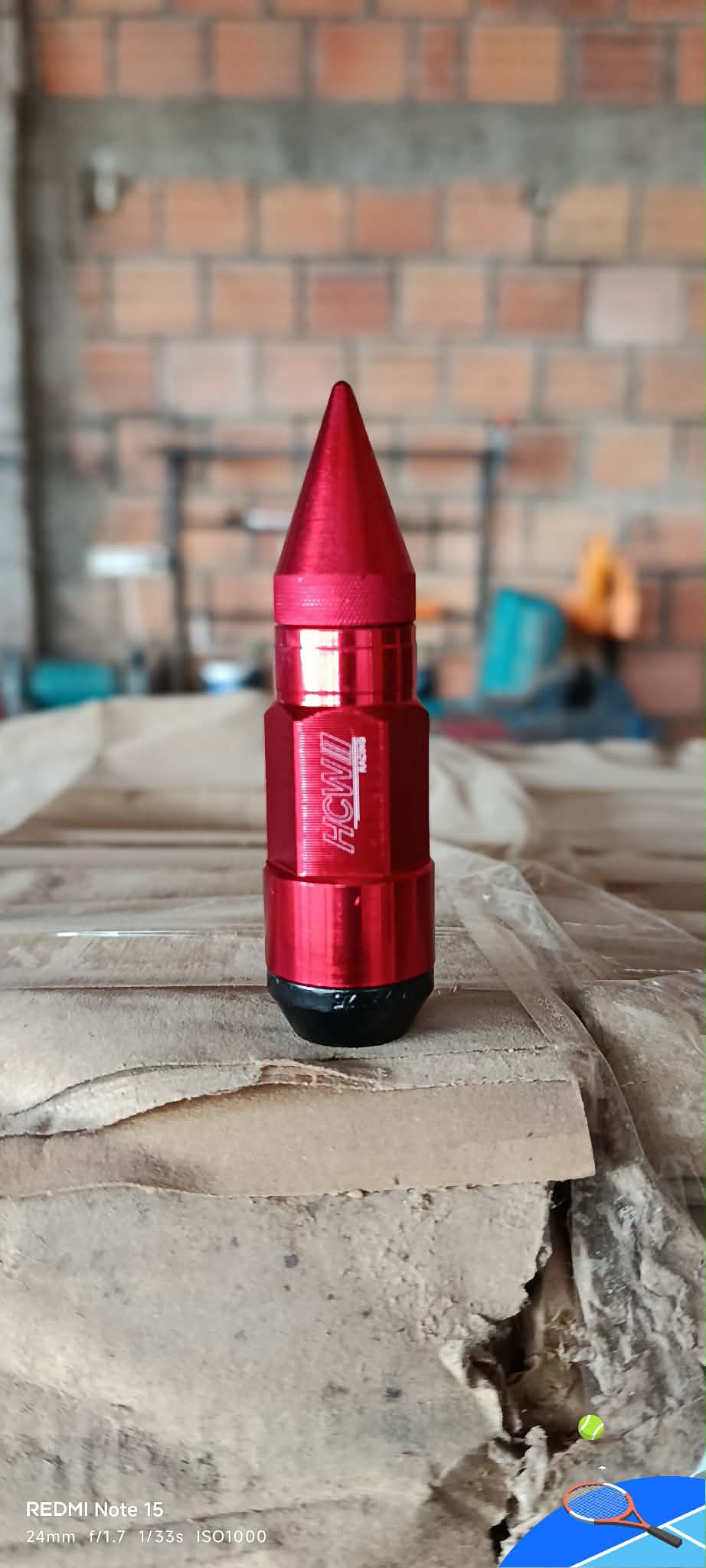 SET DE TUERCA HCW RACING TIPO BALA ROJO M12X1.50 DE 3 PZS