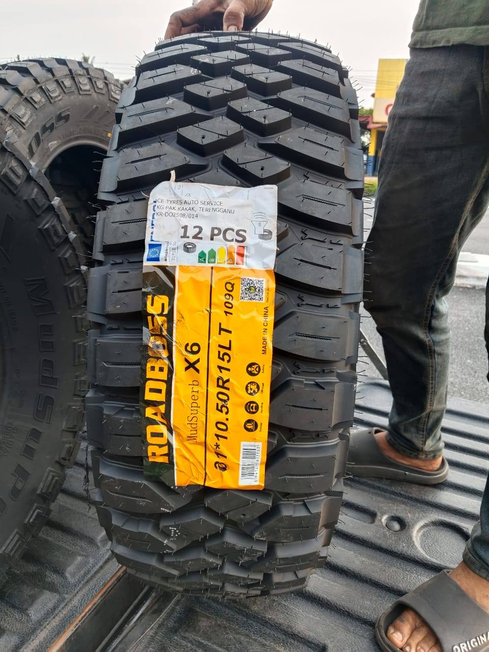LLANTA ROADBOSS "MUDSUPERB X6" M/T (L) IZQ. LT 265/70 R16 8PR 117/114Q TL (LETRA BLANCA)
