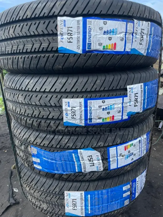 LLANTA FORTUNE "FSR71" H/T 195/75 R16 C 8PR 107/105R TL